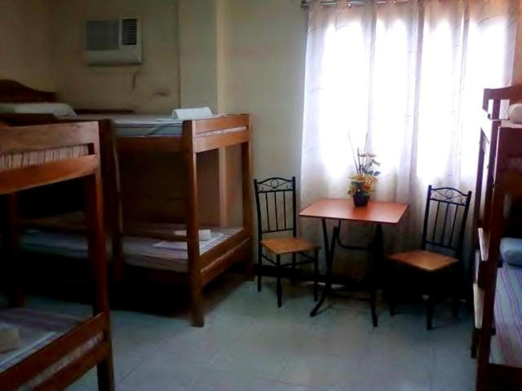 Balayong Pension Puerto Princesa Room photo