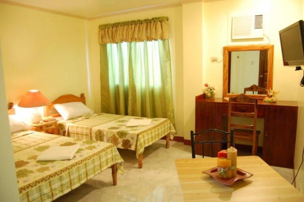 Balayong Pension Puerto Princesa Room photo